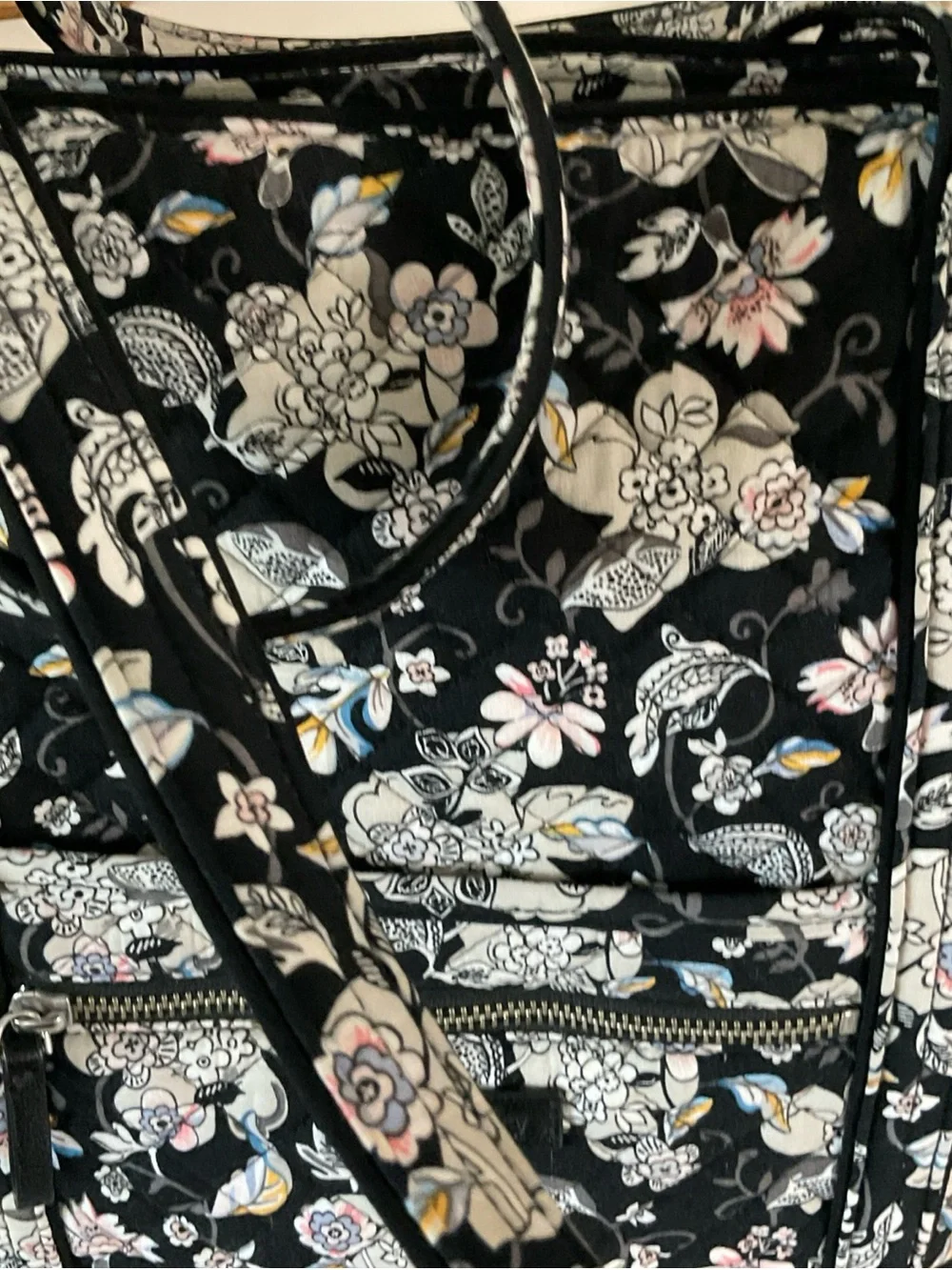 Vera Bradley Blk/White Bedford Blooms Large Tote Bag
